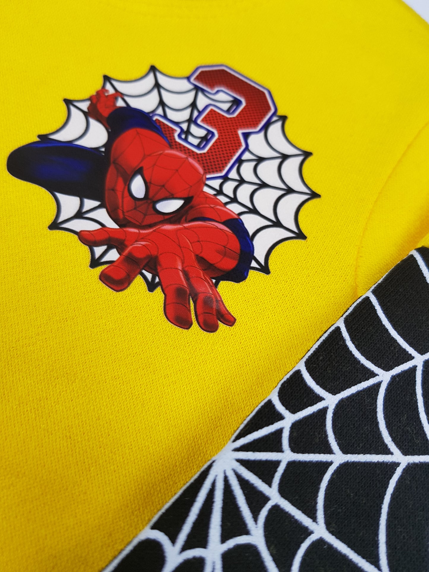 Printed Fleece Winter Outfit for Toddlers - Yellow and Black