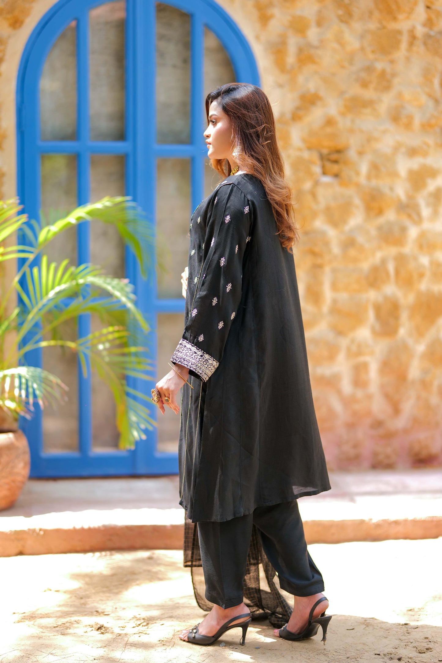 LDD-02741 | Black & Gold | Formal 3 Piece Suit | Viscose Raw Silk