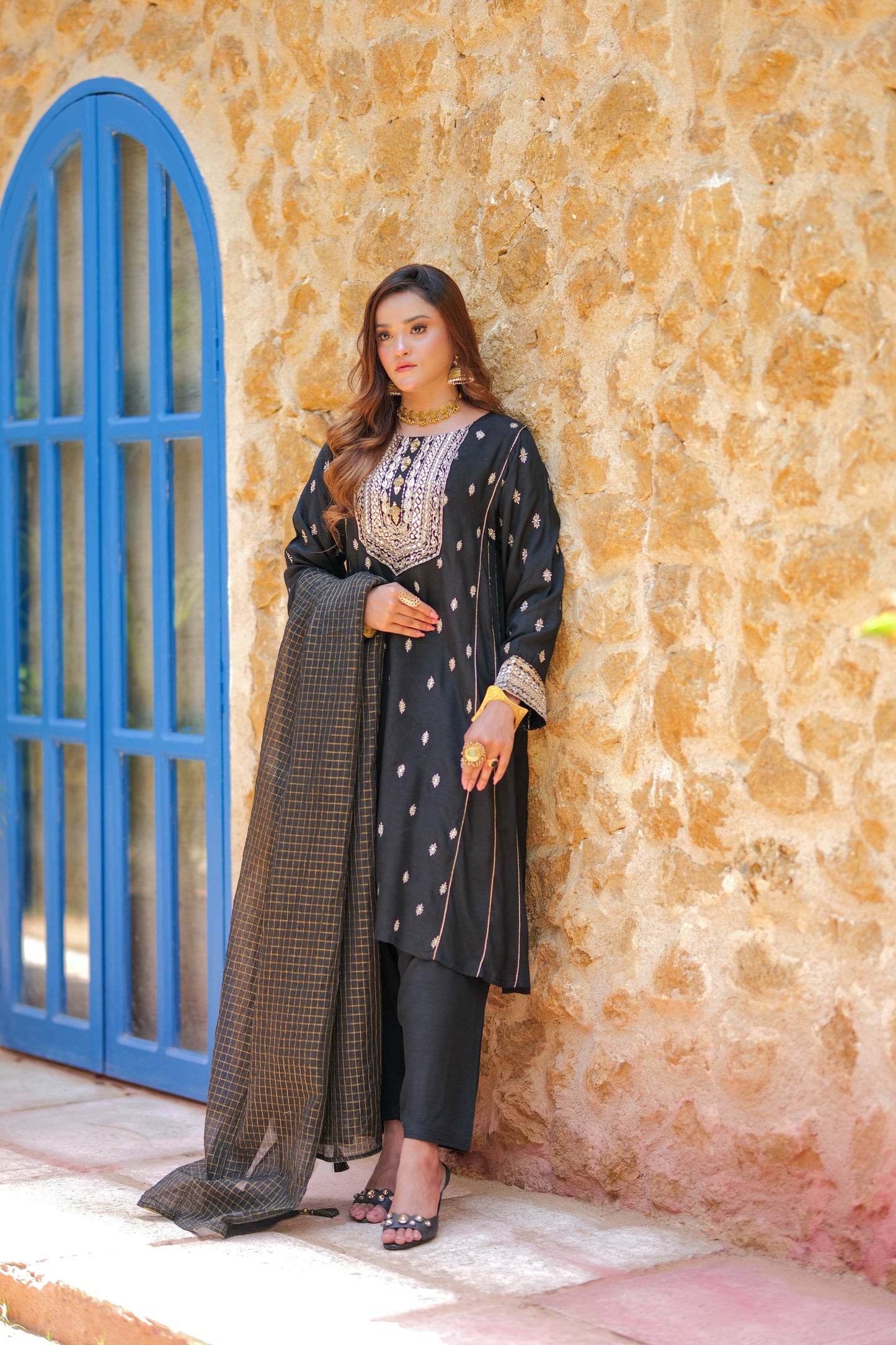LDD-02741 | Black & Gold | Formal 3 Piece Suit | Viscose Raw Silk