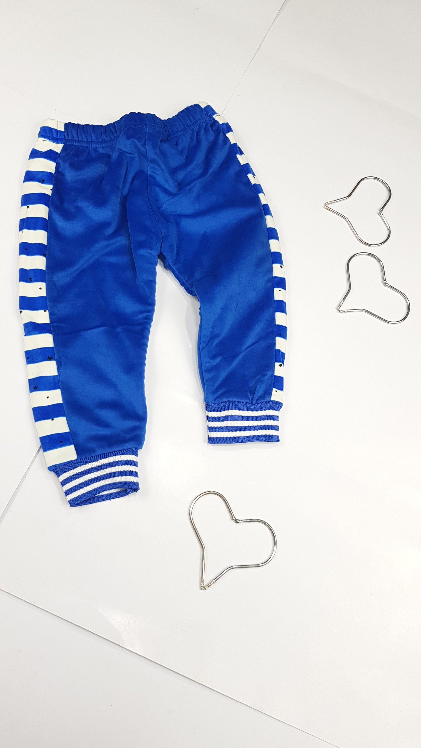 Cozy Winter Adventure Outfit for Toddlers - Blue and White Velour Set