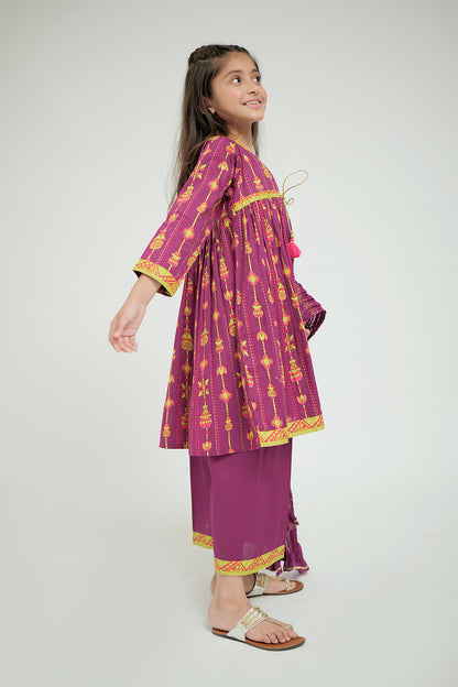 Bright and Beautiful Magenta & Gold Qameez and Shalwar for Girls