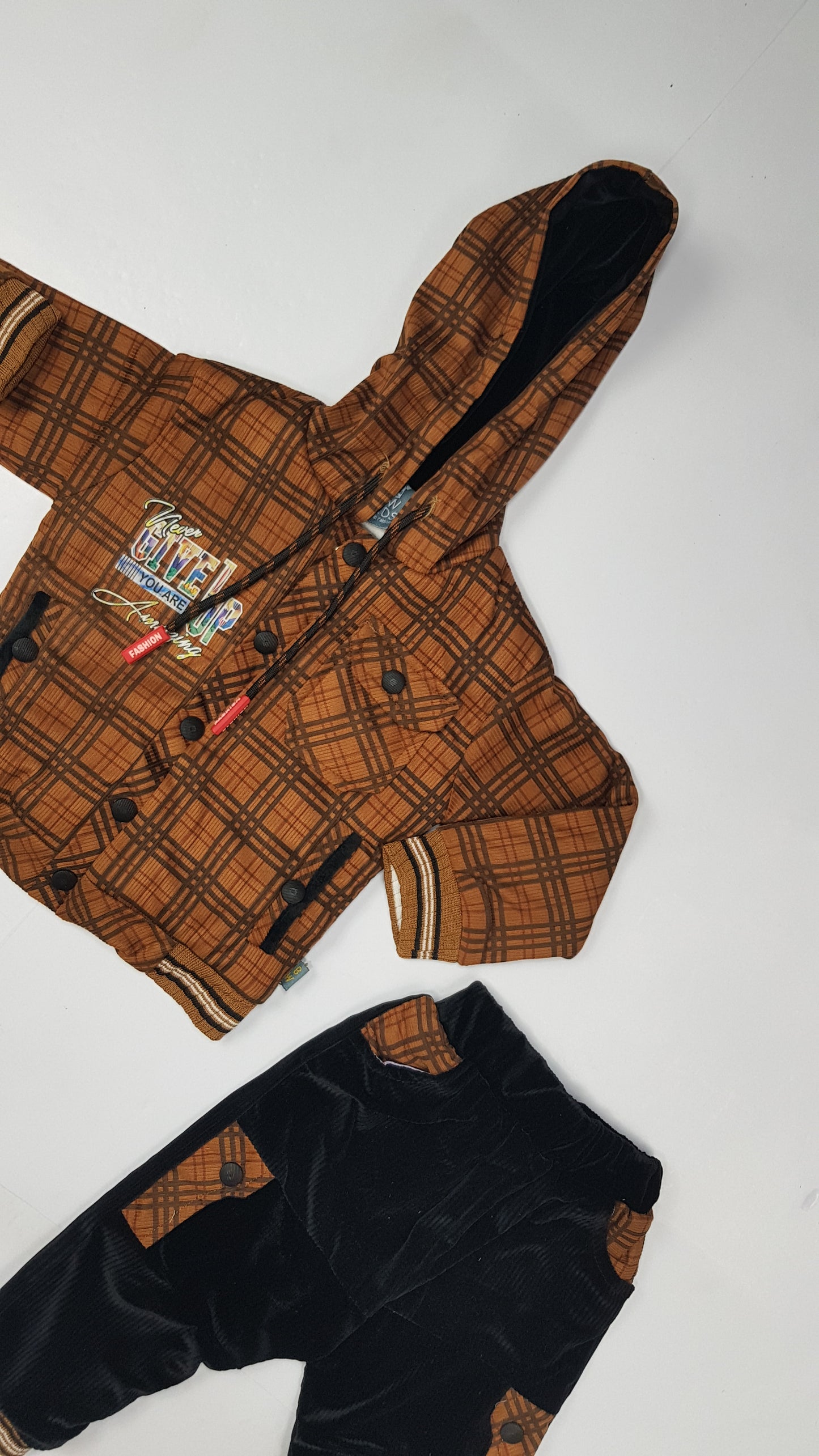 Winter Check Hoodie and Jogger Set for Boys - Warm Velour Fabric Outfit